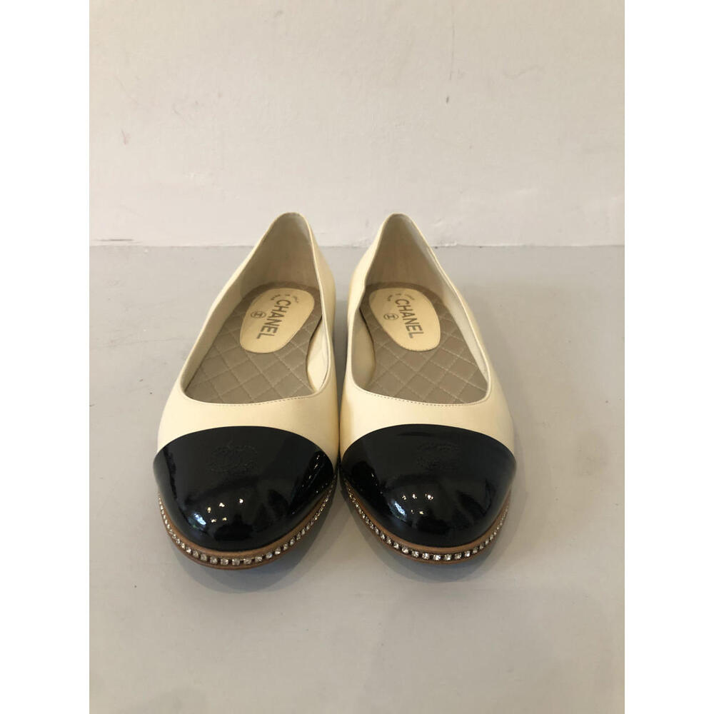 Chanel Classic Ballerina Flats with Crystal detailing- Cream & Black